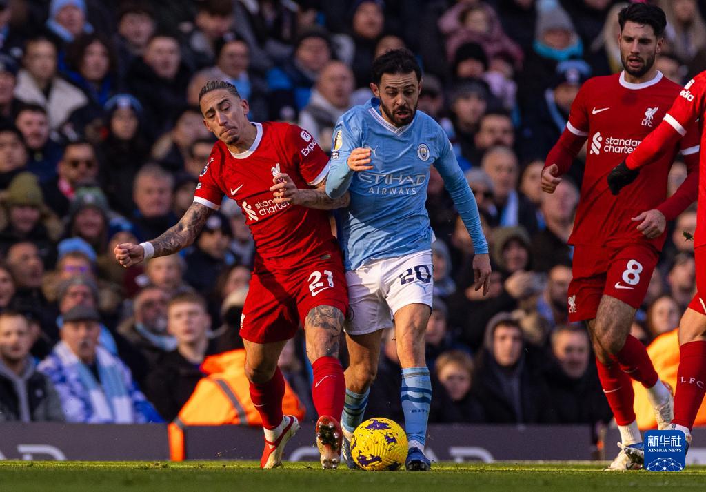 LangX神装贾克斯风暴狂打 俊日蝎子拉三人 LangX队1-0微笑队